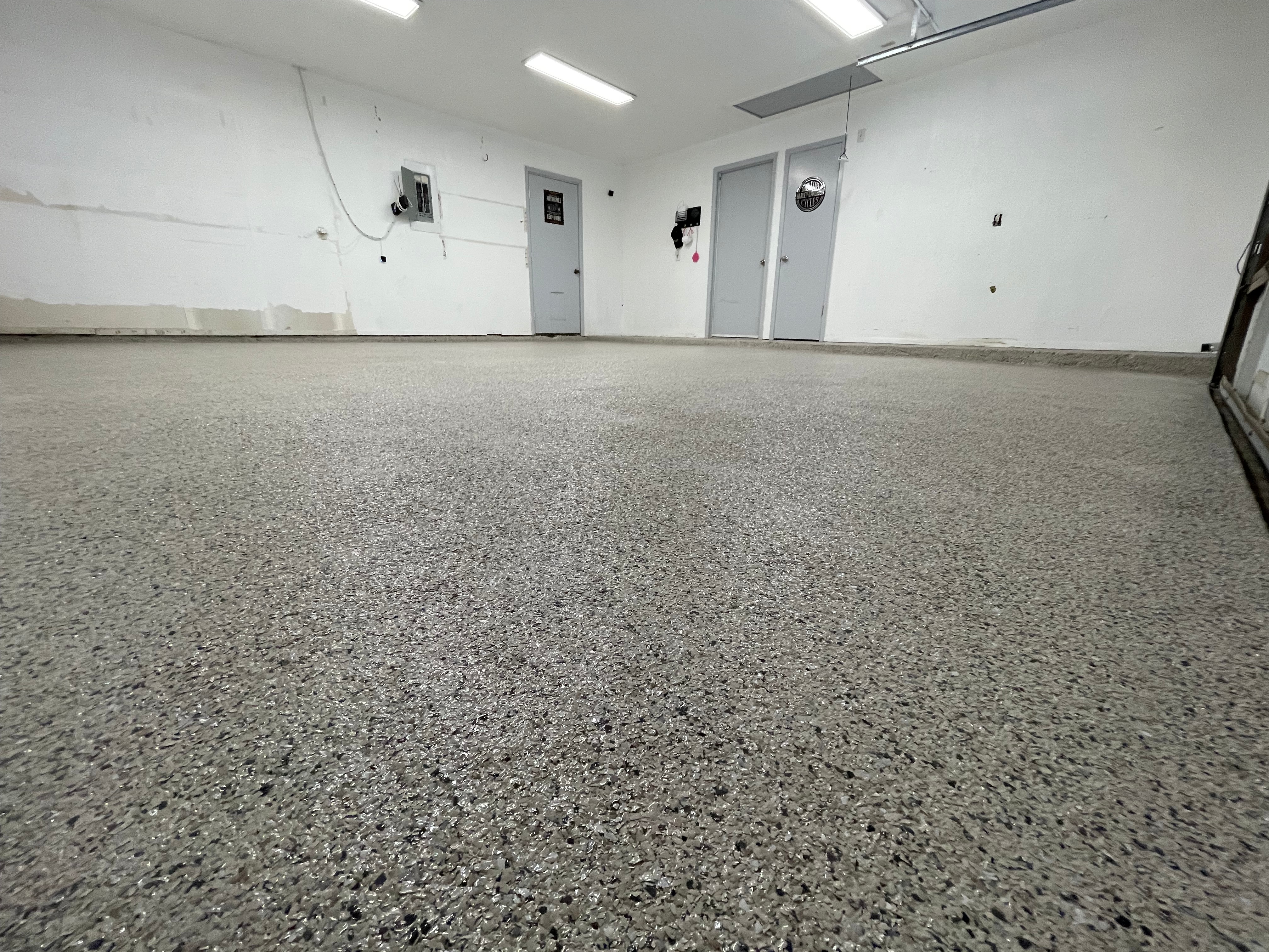 Commercial Shop Flake