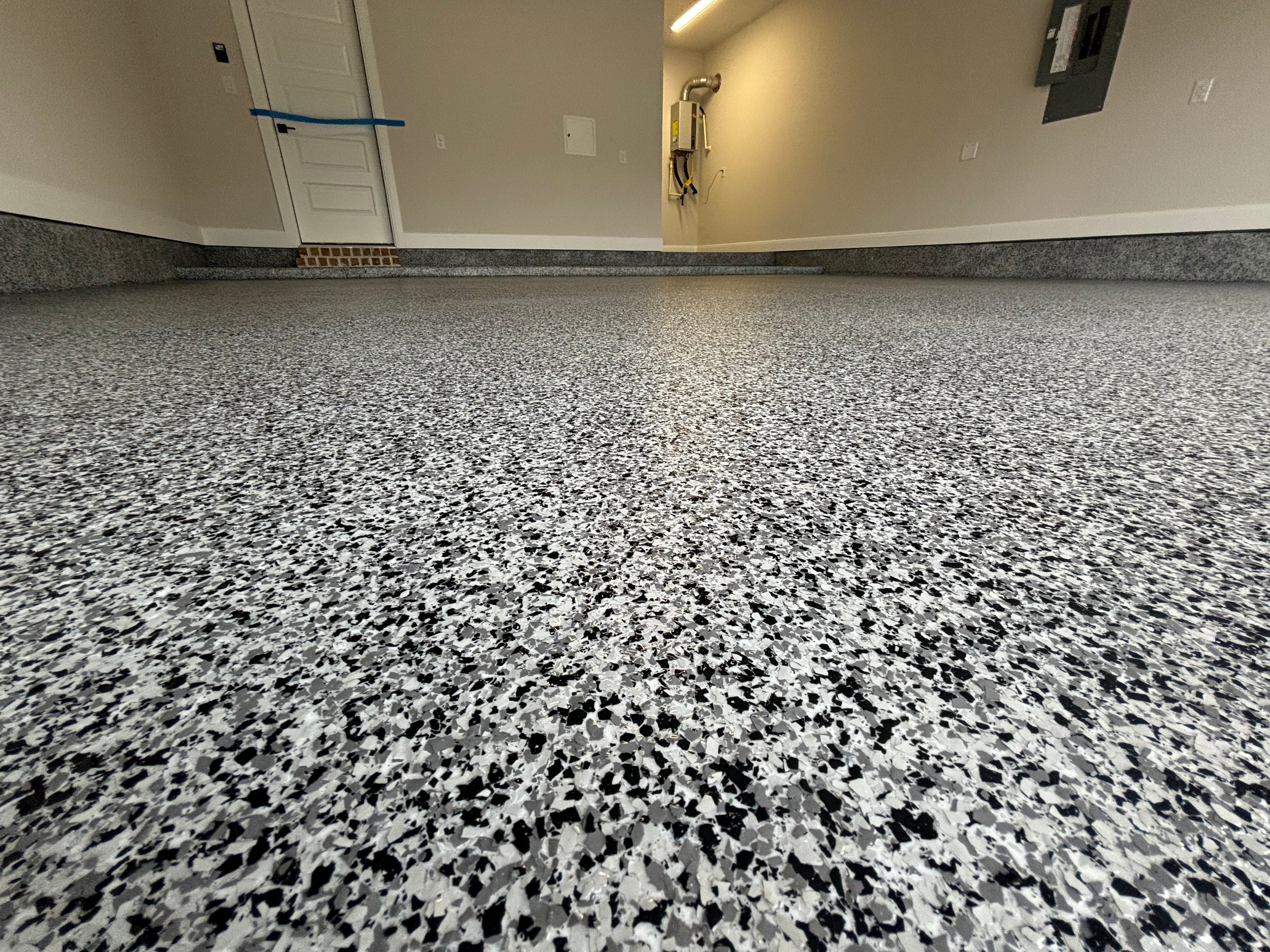 Bold Black & White Flake